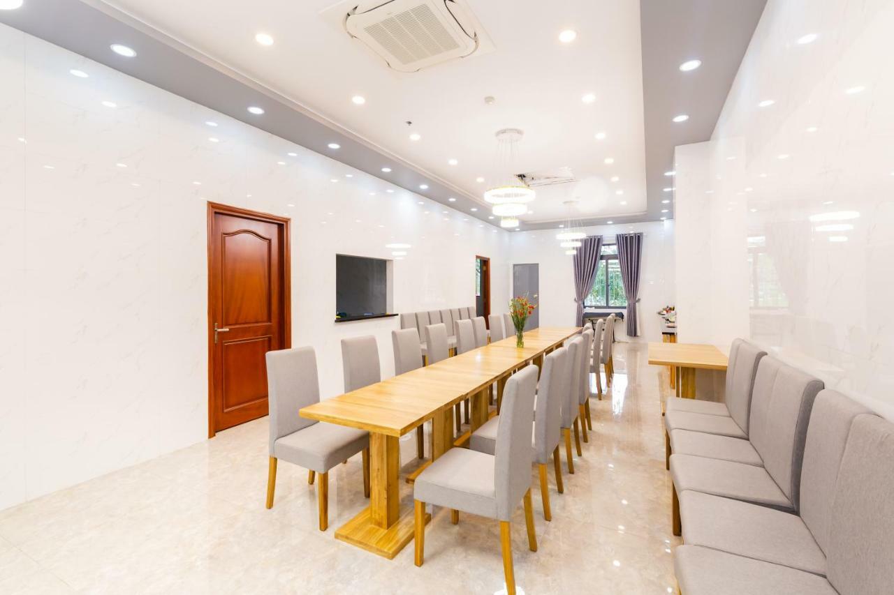 Mai Hotel - Airport مدينة هوشي منه المظهر الخارجي الصورة